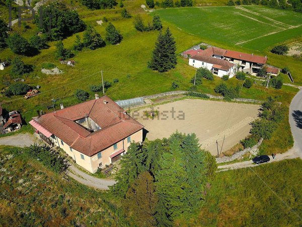 casa indipendente in vendita a Dego