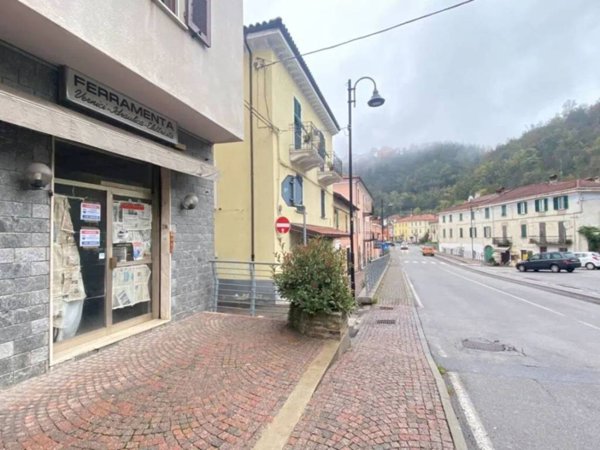 negozio in vendita a Dego