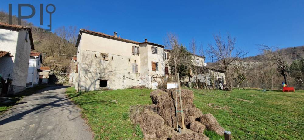 casa indipendente in vendita a Dego