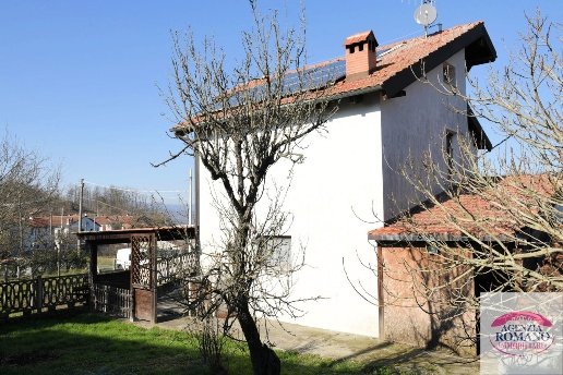 casa indipendente in vendita a Dego