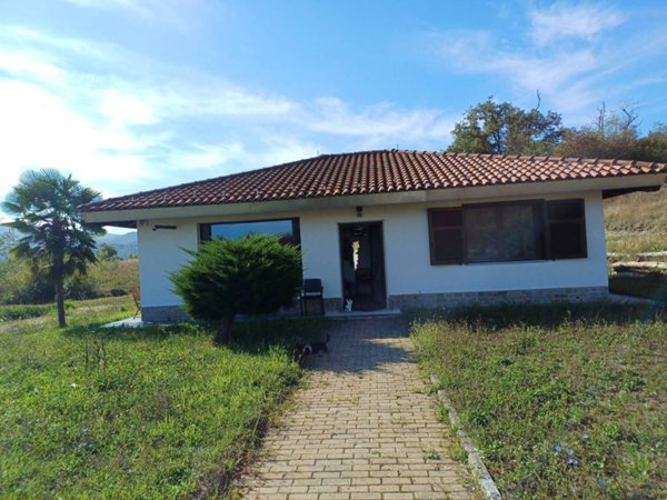 casa indipendente in vendita a Dego