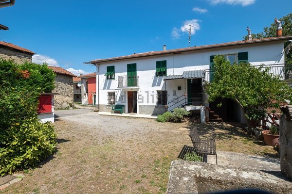 casa indipendente in vendita a Dego