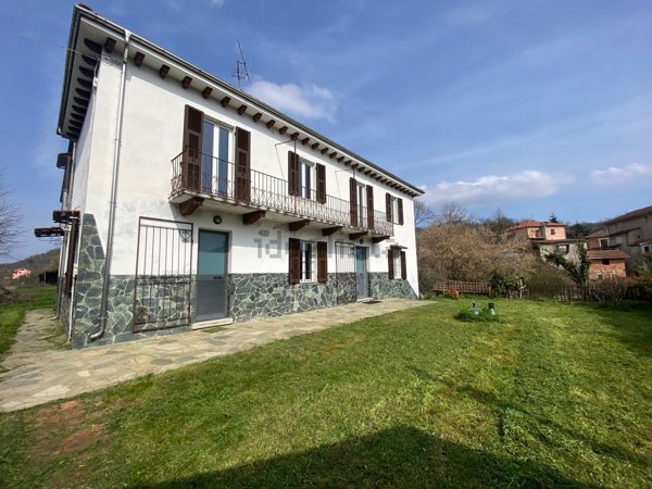 casa indipendente in vendita a Dego