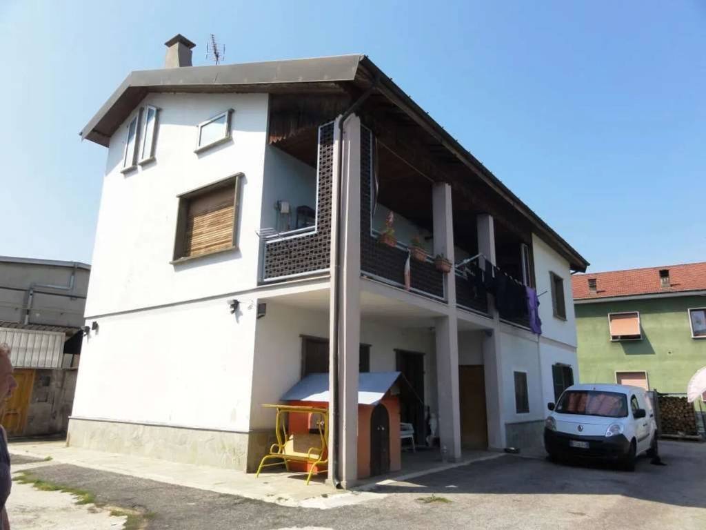 casa indipendente in vendita a Dego