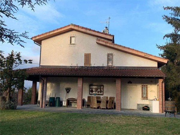 casa indipendente in vendita a Dego