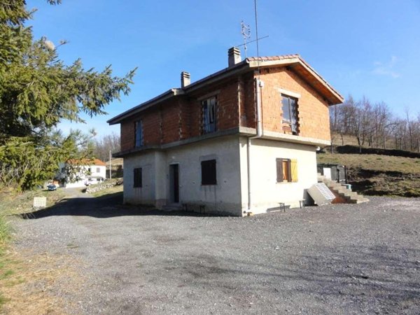 casa indipendente in vendita a Dego