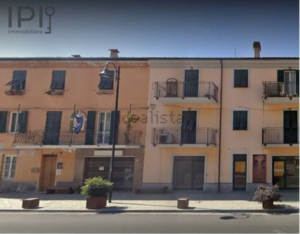 locale commerciale in vendita a Dego