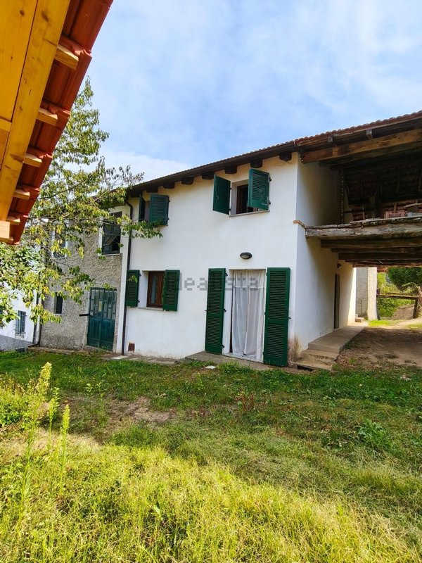 casa indipendente in vendita a Dego