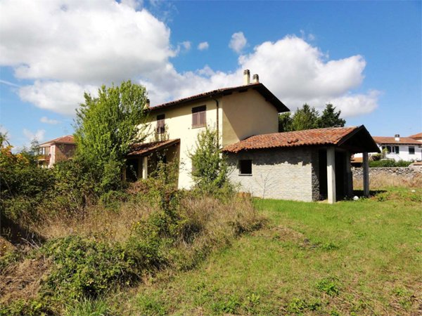 casa indipendente in vendita a Dego