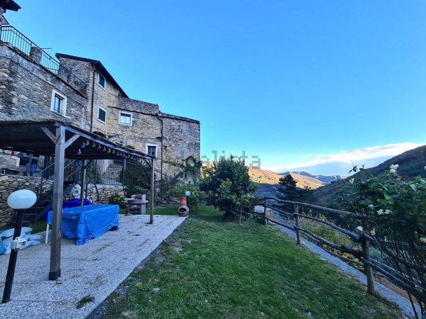 appartamento in vendita ad Erli