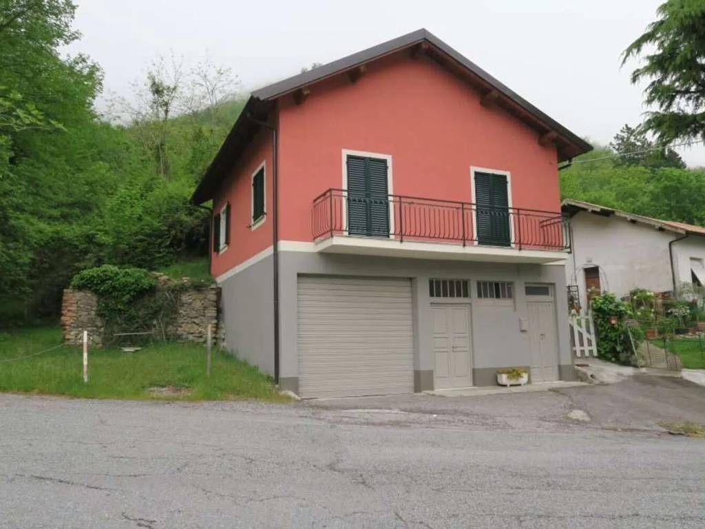casa indipendente in vendita ad Erli