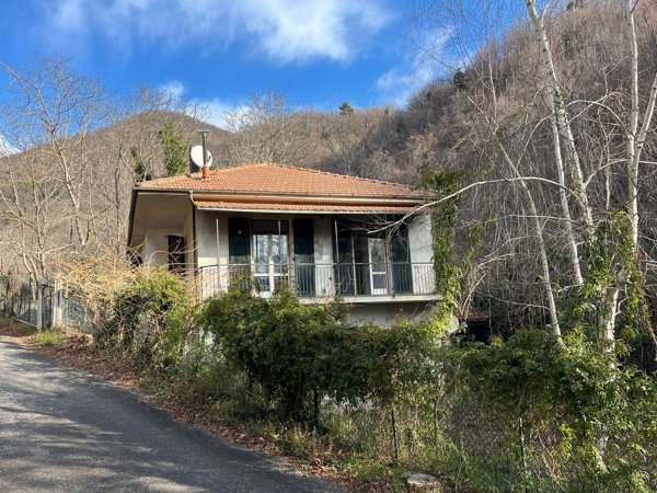 casa indipendente in vendita ad Erli