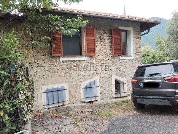 appartamento in vendita ad Erli