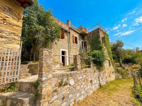appartamento in vendita ad Erli
