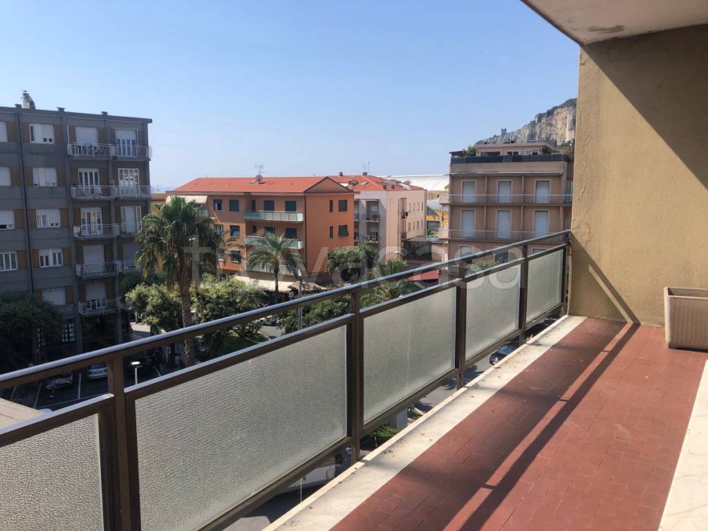 appartamento in vendita a Finale Ligure