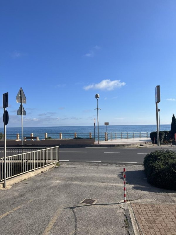 appartamento in affitto a Finale Ligure