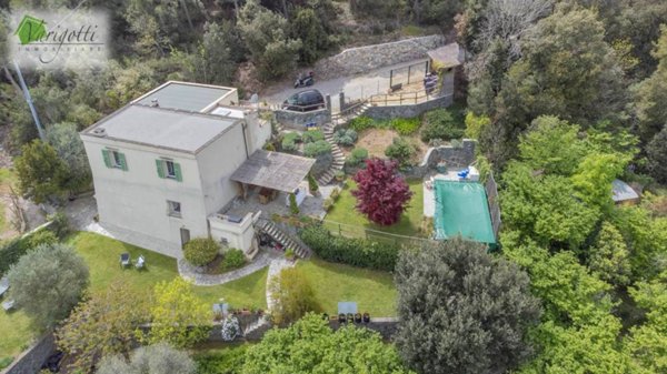 casa indipendente in vendita a Finale Ligure in zona Varigotti