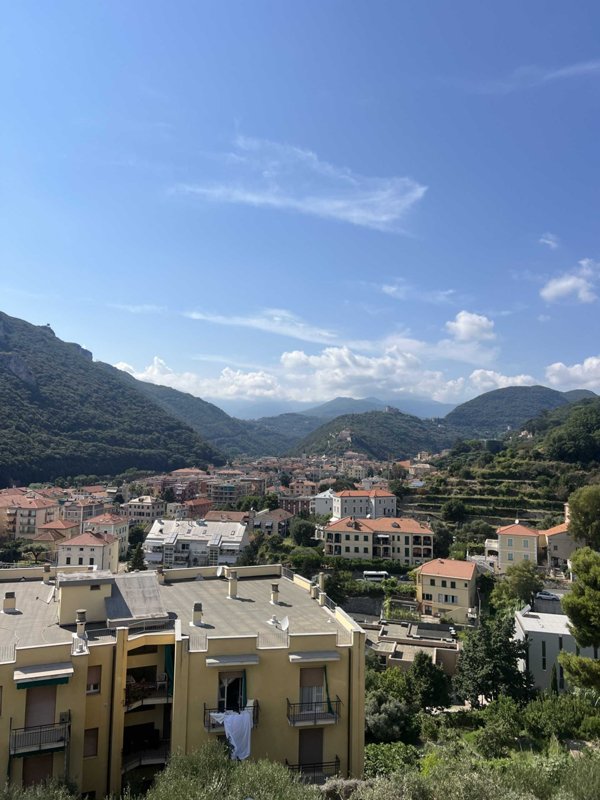 appartamento in vendita a Finale Ligure