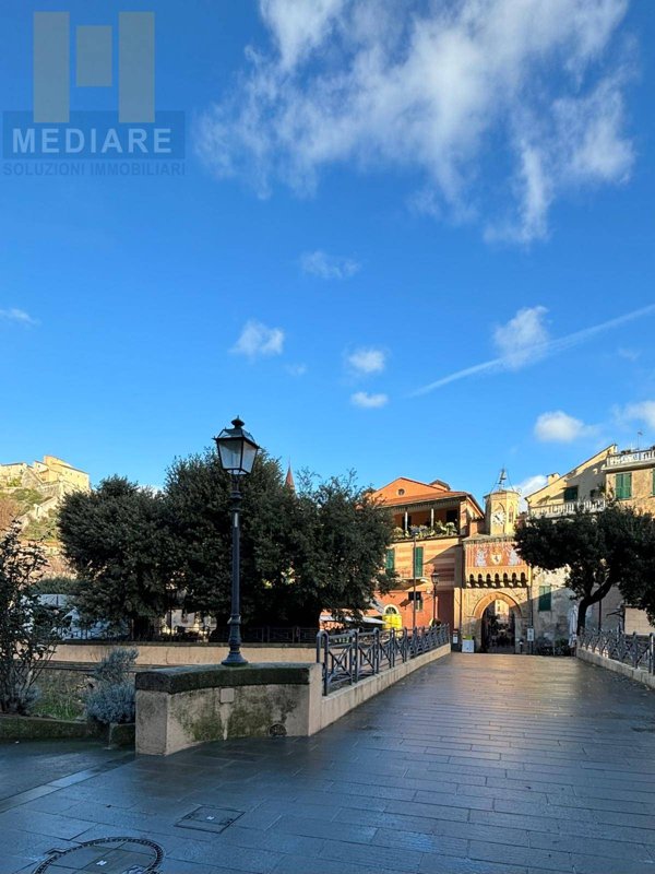 appartamento in vendita a Finale Ligure