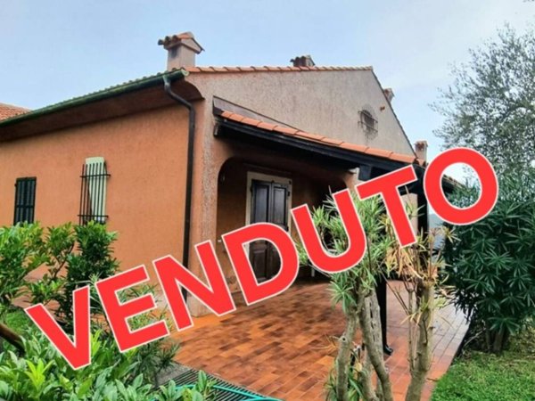 casa indipendente in vendita a Finale Ligure