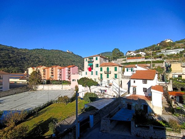 appartamento in vendita a Finale Ligure