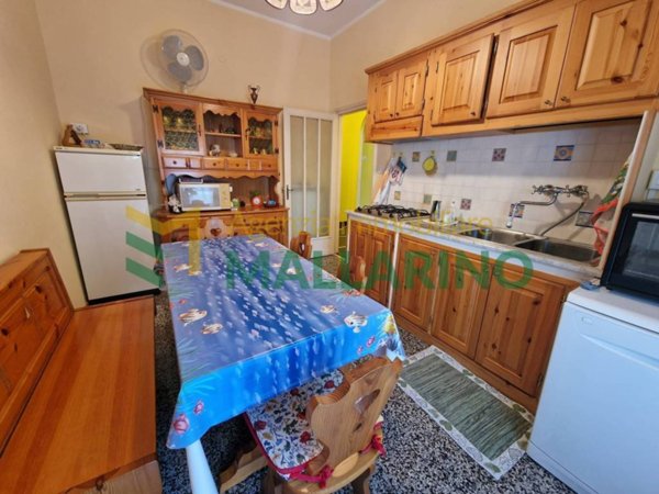 appartamento in vendita a Finale Ligure