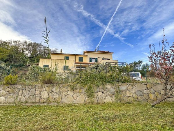 appartamento in vendita a Finale Ligure