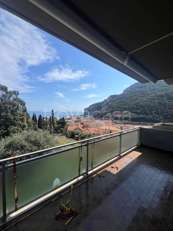 appartamento in vendita a Finale Ligure