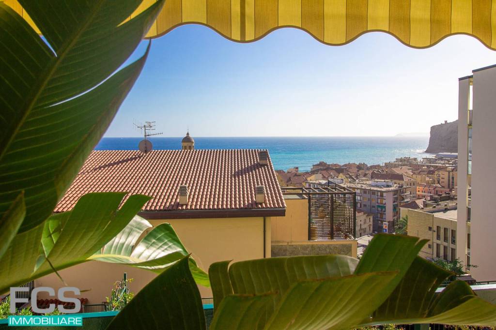 appartamento in vendita a Finale Ligure
