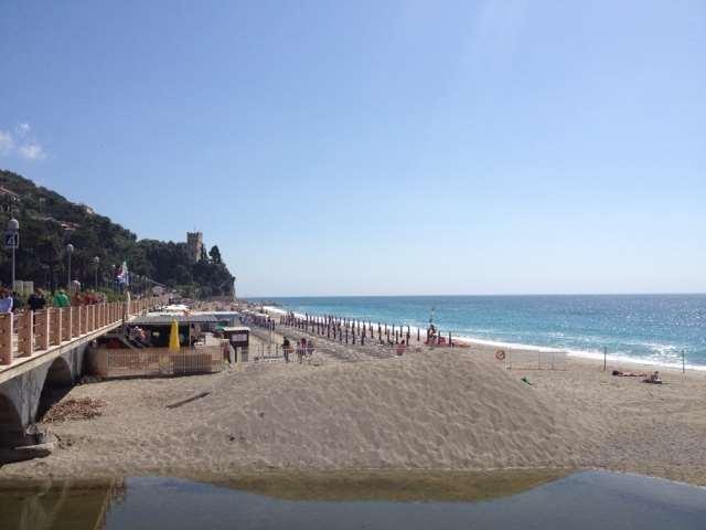 appartamento in vendita a Finale Ligure