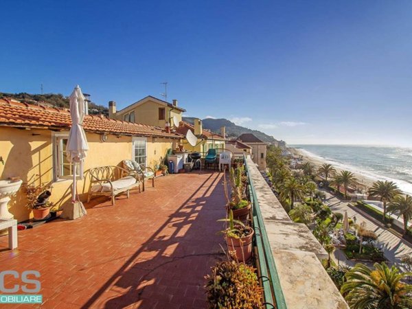 appartamento in vendita a Finale Ligure