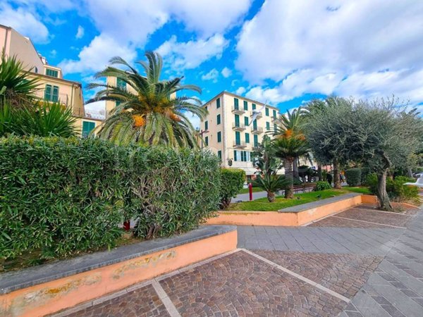 appartamento in vendita a Finale Ligure