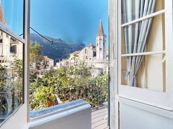 appartamento in vendita a Finale Ligure