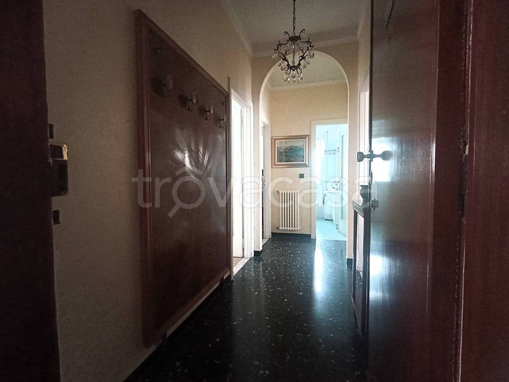 appartamento in vendita a Finale Ligure in zona Calvisio
