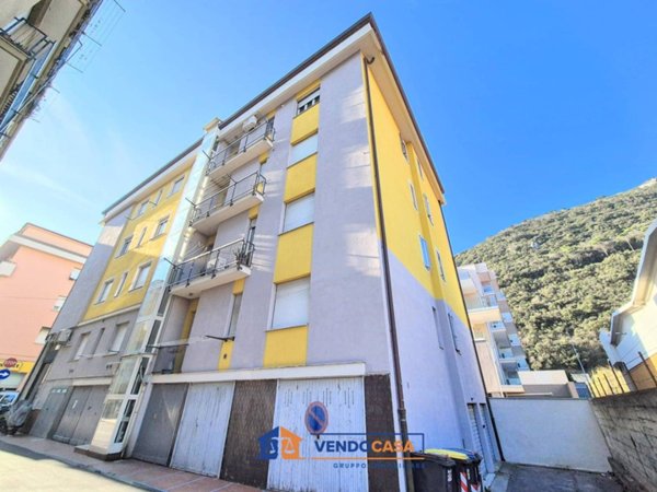 negozio in vendita a Finale Ligure