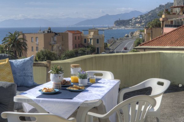 appartamento in vendita a Finale Ligure in zona Varigotti