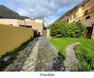 casa indipendente in vendita a Finale Ligure in zona Calvisio
