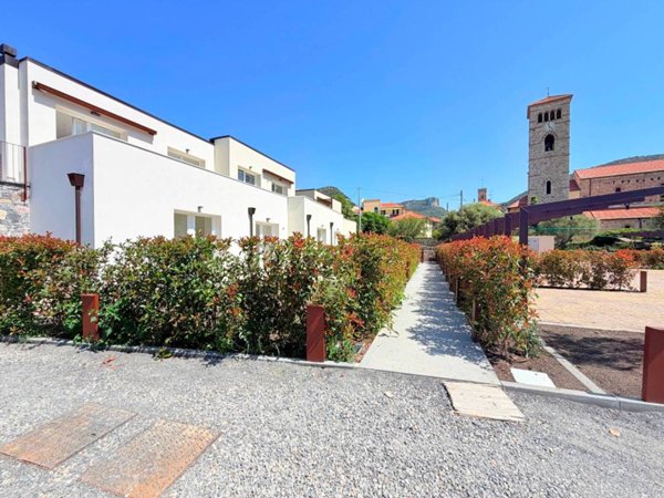 appartamento in vendita a Finale Ligure