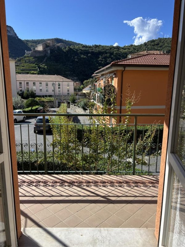 appartamento in vendita a Finale Ligure