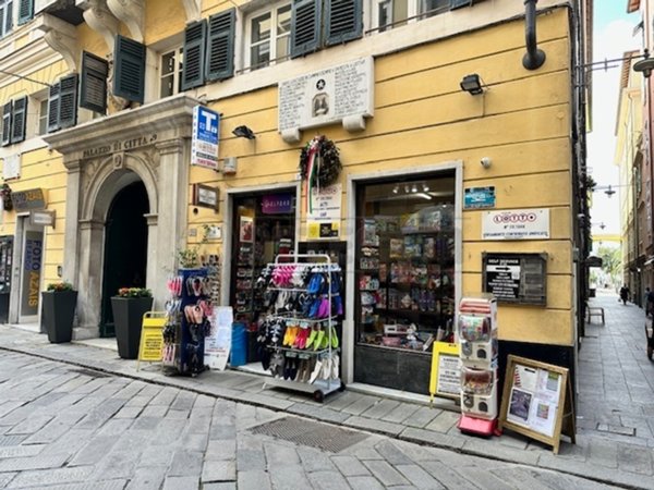 negozio in vendita a Finale Ligure