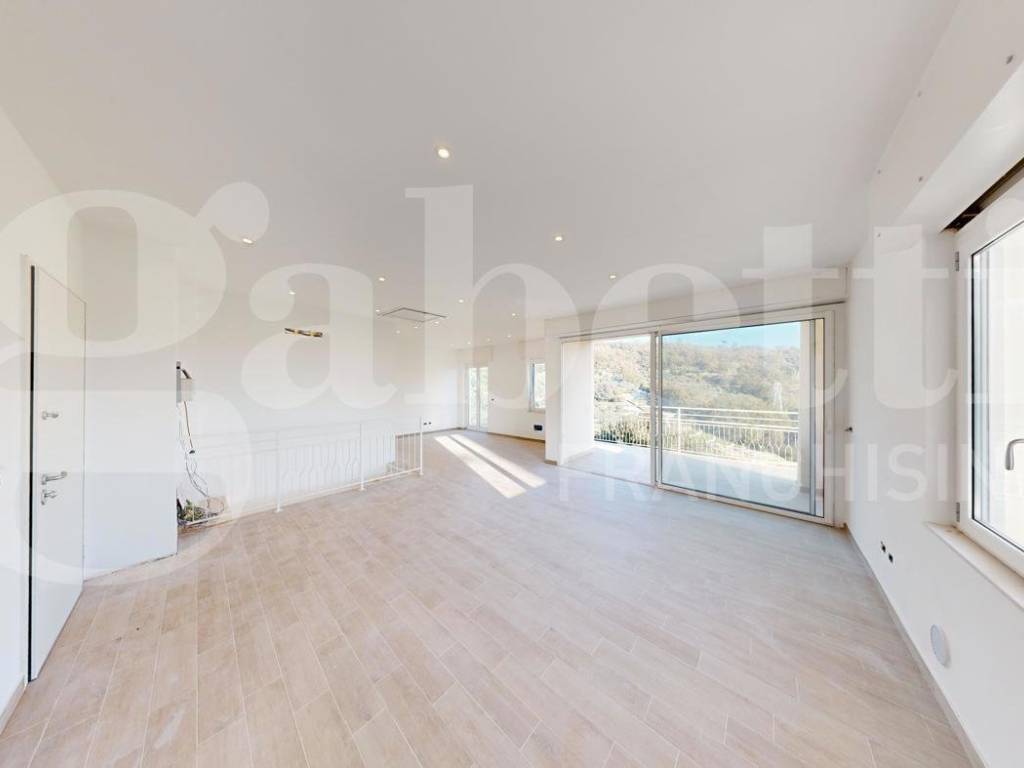 casa indipendente in vendita a Finale Ligure in zona Gorra