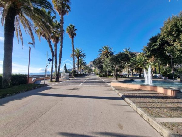 appartamento in vendita a Finale Ligure