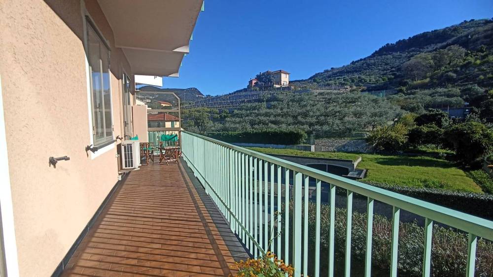 appartamento in vendita a Finale Ligure