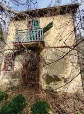 casa indipendente in vendita a Finale Ligure in zona Calvisio
