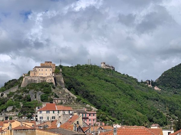 appartamento in vendita a Finale Ligure