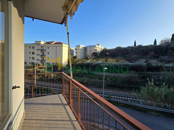 appartamento in vendita a Finale Ligure