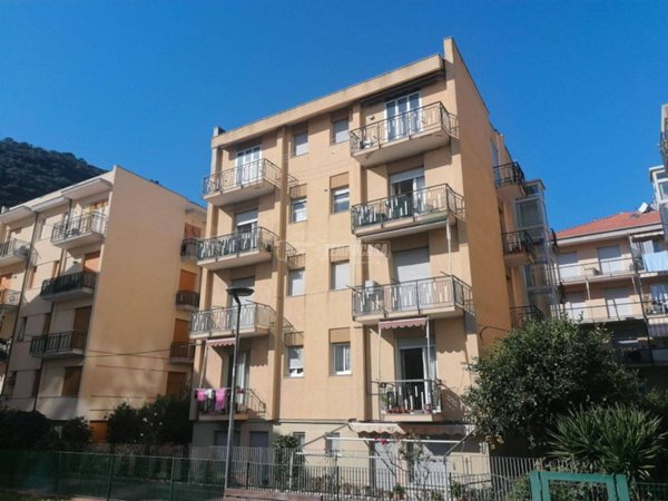 appartamento in vendita a Finale Ligure