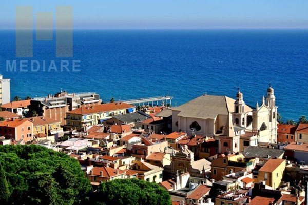 casa indipendente in vendita a Finale Ligure