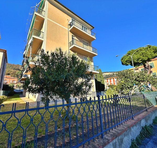 appartamento in vendita a Finale Ligure