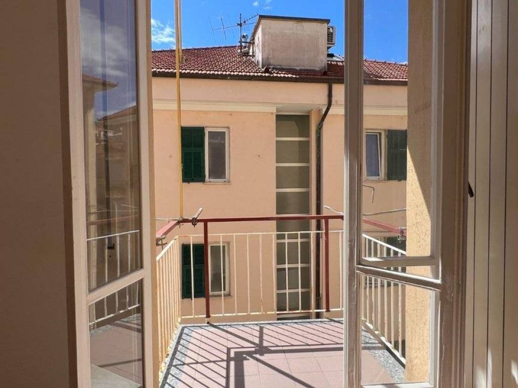 appartamento in vendita a Finale Ligure